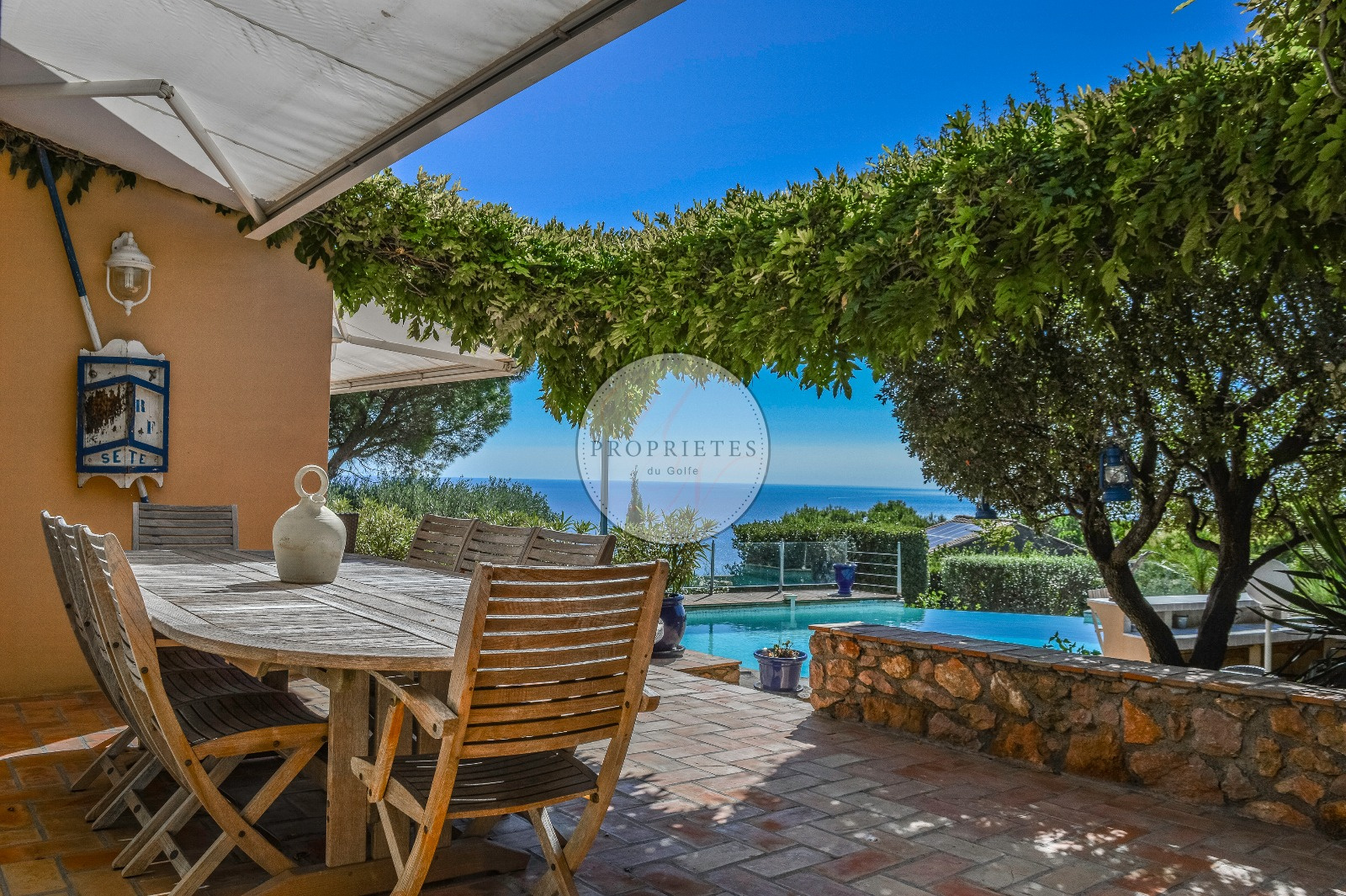 vente Villa sur le Mont Saint Clair à Sète avec vue panoramique sur la