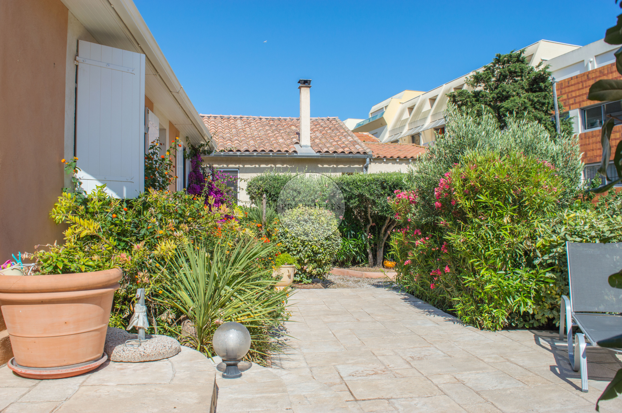 Vente Sète, Maison 4 Pièces, Coeur De Corniche, à 20 Mètres Des Plages ...